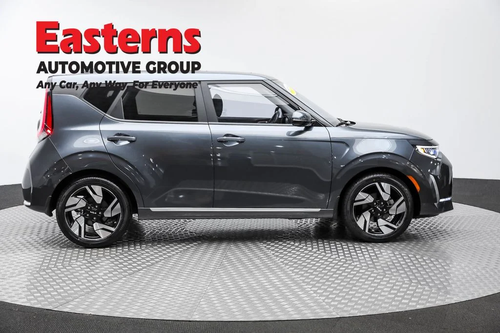 Used 2024  Kia GT-Line image 4