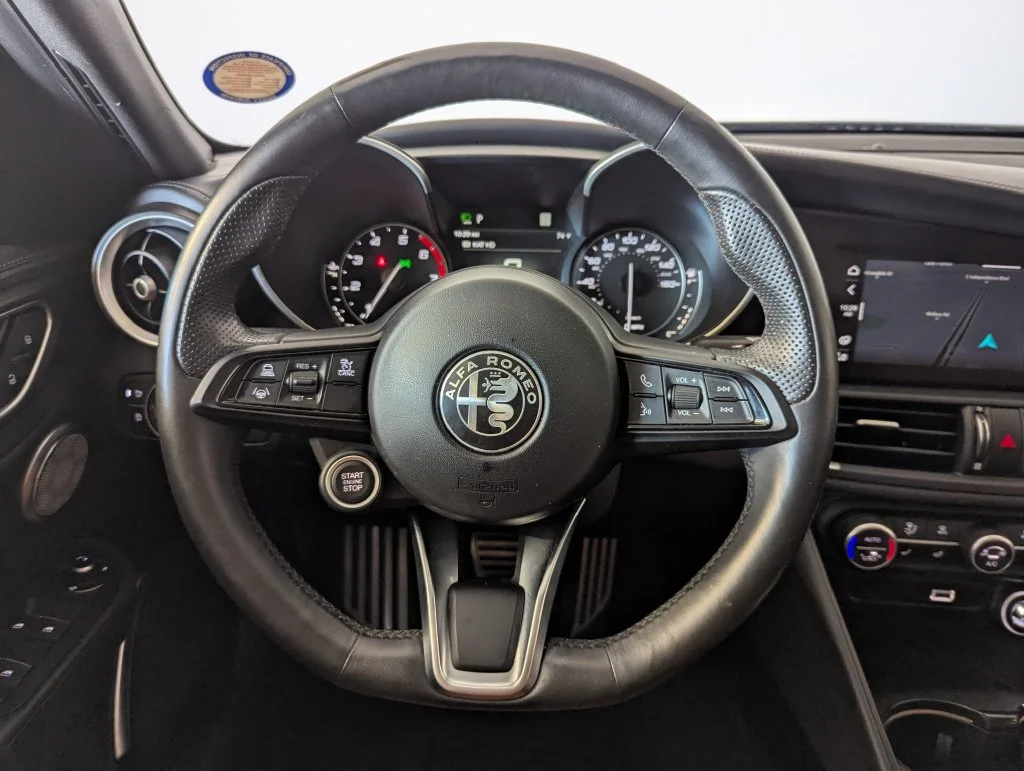 Certified Used 2022 Black Alfa Romeo Ti image 6