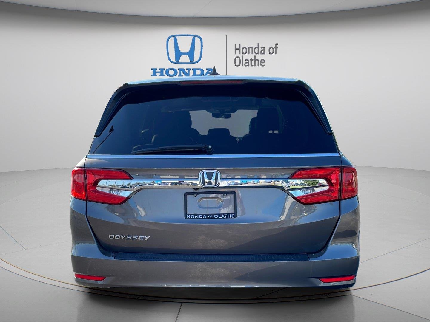 Used 2020 Pacific Pewter Metallic Honda EX-L w/Navi w/RES image 4