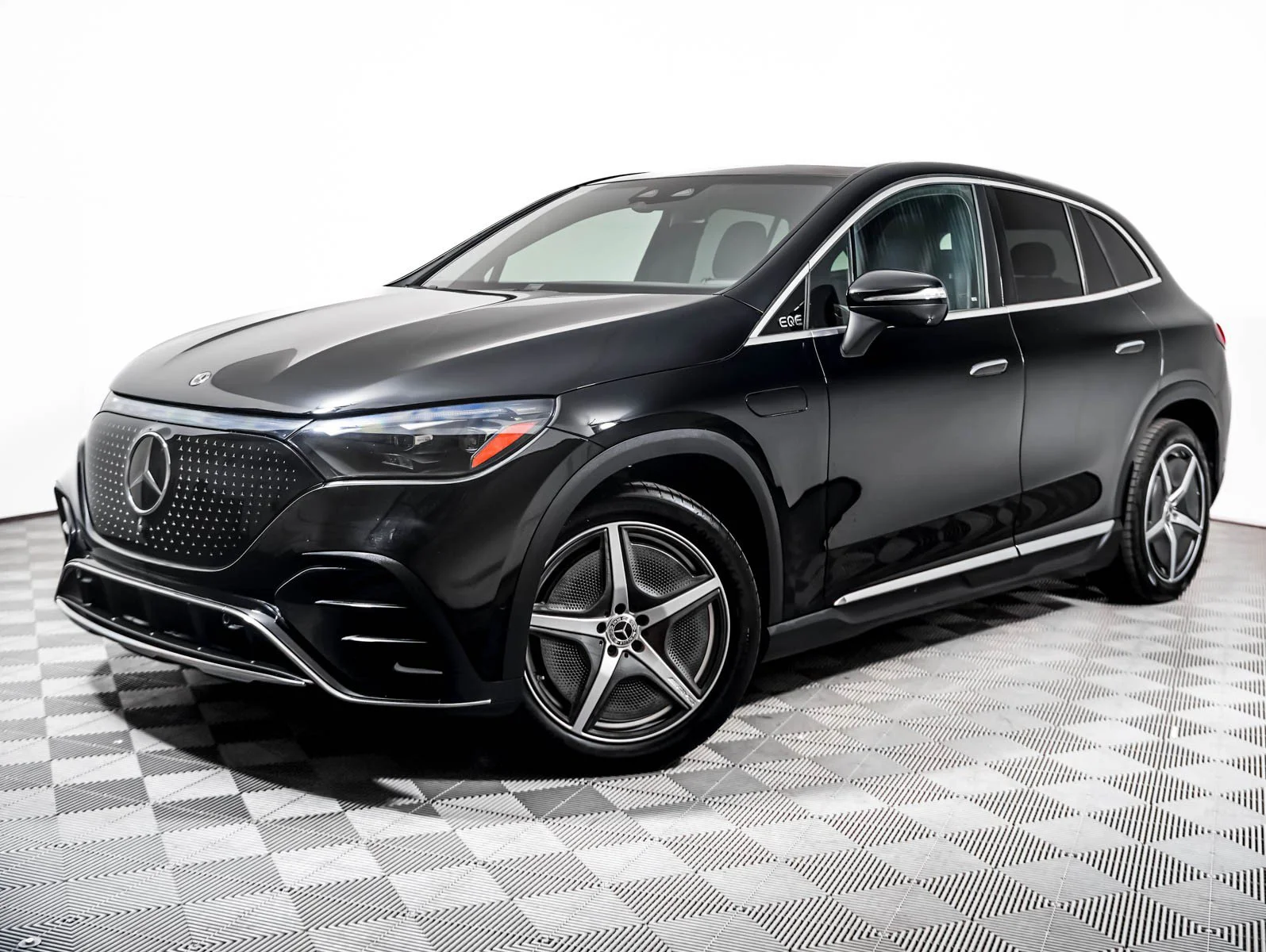 2024 Mercedes-Benz EQE SUV