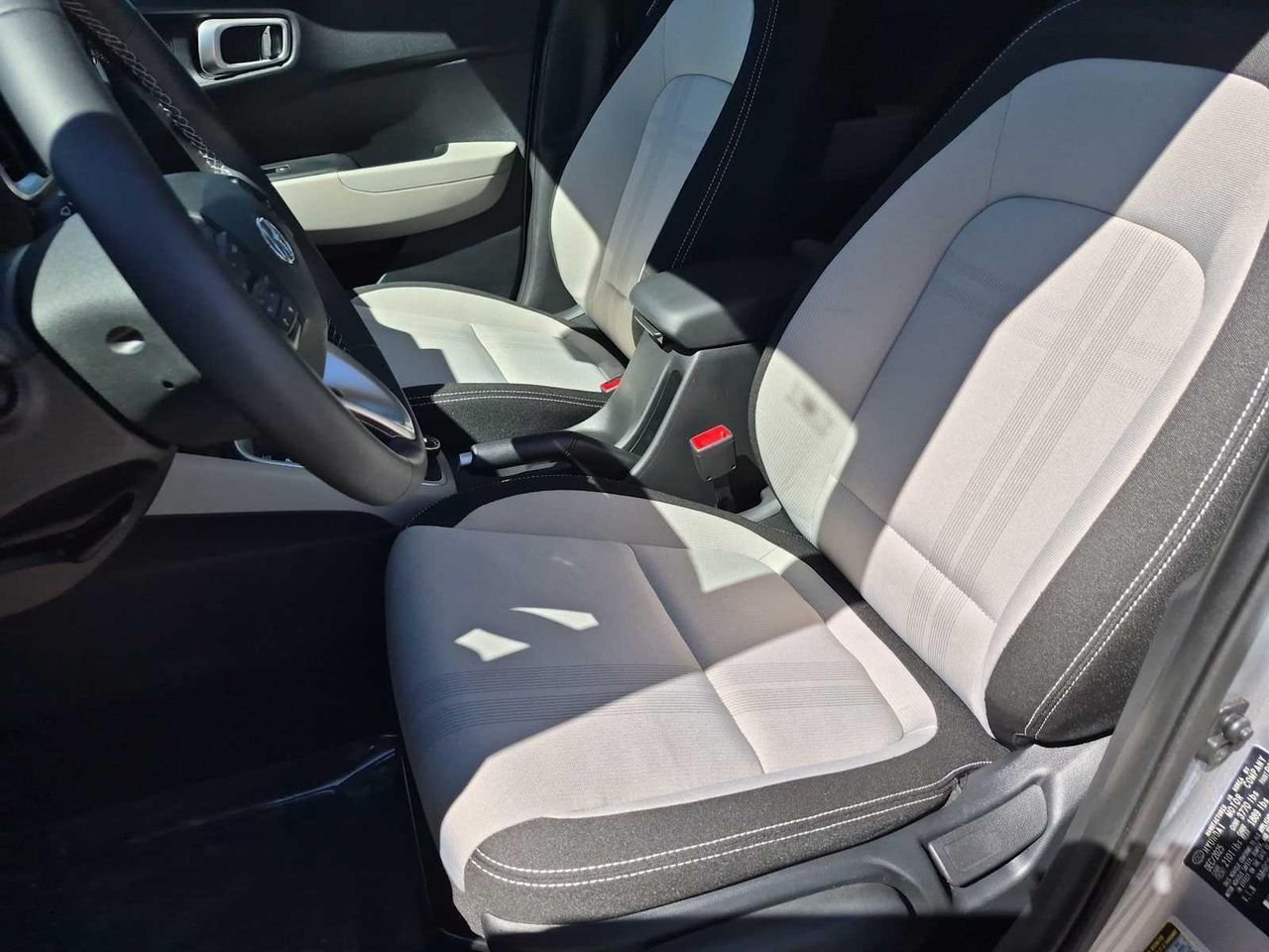 New 2026 Shimmering Silver Hyundai SEL image 16