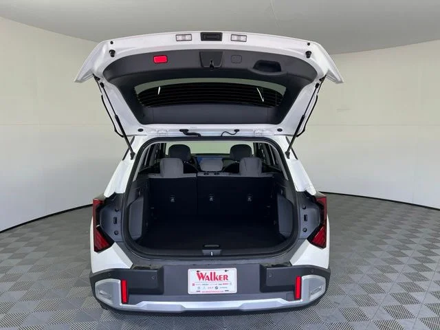 New 2027 White Kia LX image 27