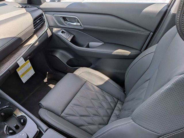 New 2026 Champagne Silver Metallic Nissan Platinum image 16