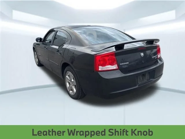 Used 2010 Black Dodge SXT image 9