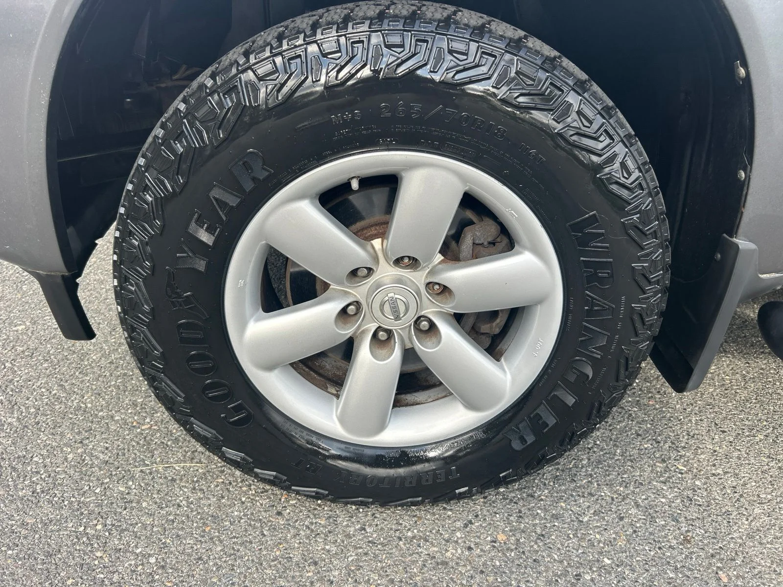 Used 2013 Gun Metallic Nissan SV image 24