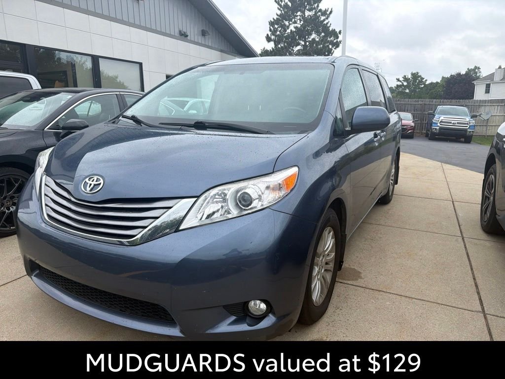 Used 2016 Blue Toyota XLE image 5