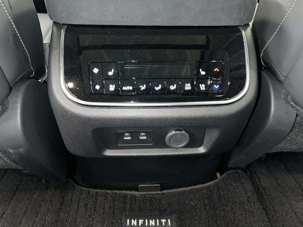 Certified Used 2025 Dynamic Metal INFINITI SENSORY image 21