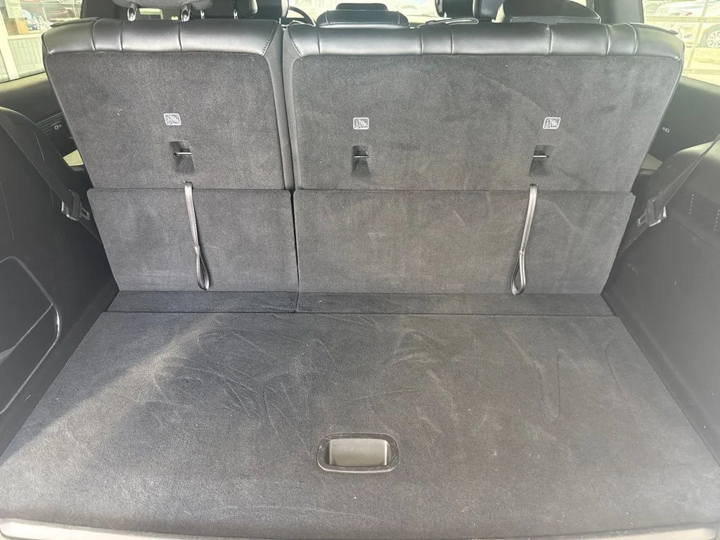 Used 2022 Red Jeep Series II image 10
