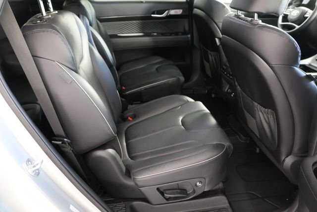 Used 2024 Silver Hyundai Calligraphy image 25