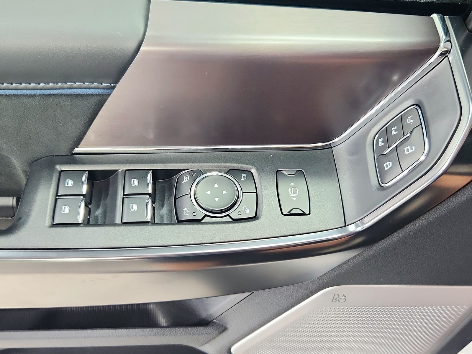 2026 Ford F-350 Super Duty Platinum - Photo 38