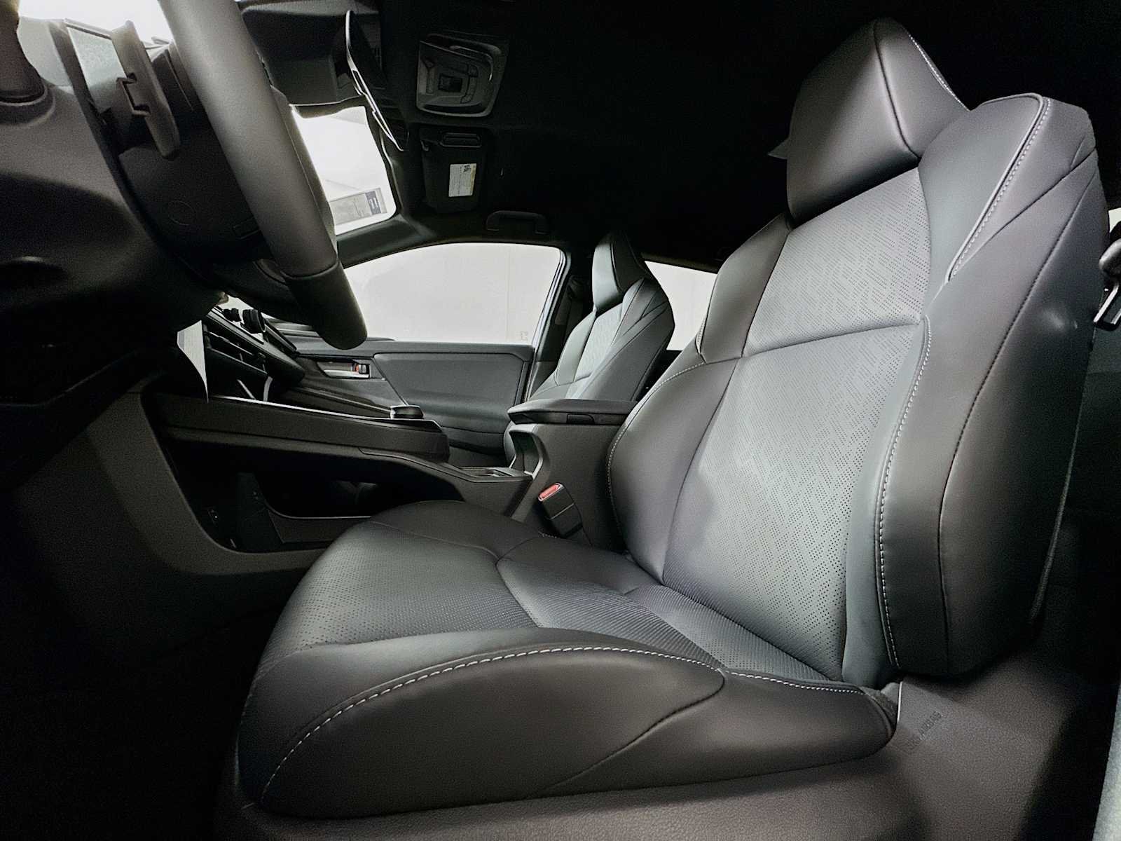 New 2026 ASTRO BLACK MICA Subaru Premium image 18