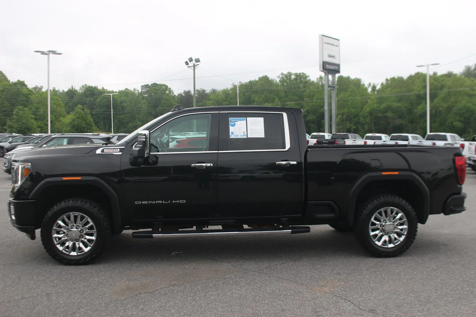 Used 2023 Ebony Twilight Metallic GMC Denali image 4
