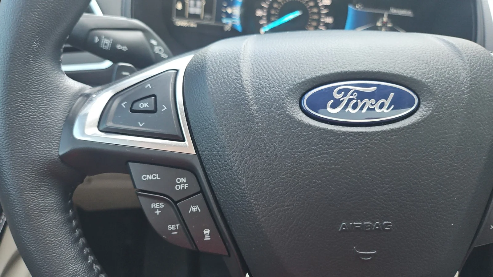 Used 2024 White Ford 2024 FORD EDGE TITANIUM 4DR SUV 112.2 WB AWD image 17