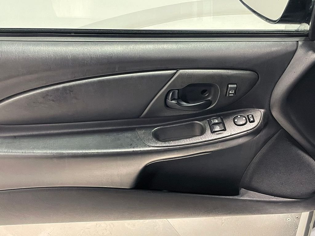 Used 2001 Black Chevrolet SS image 56