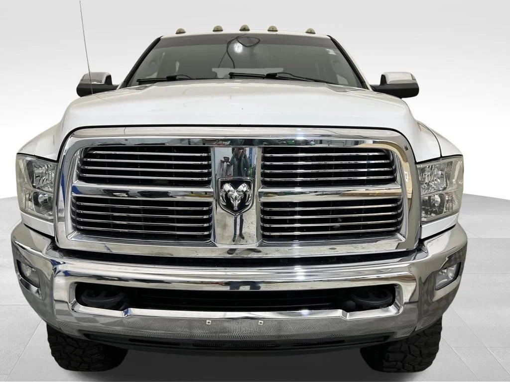 Used 2012 White Ram Laramie image 10