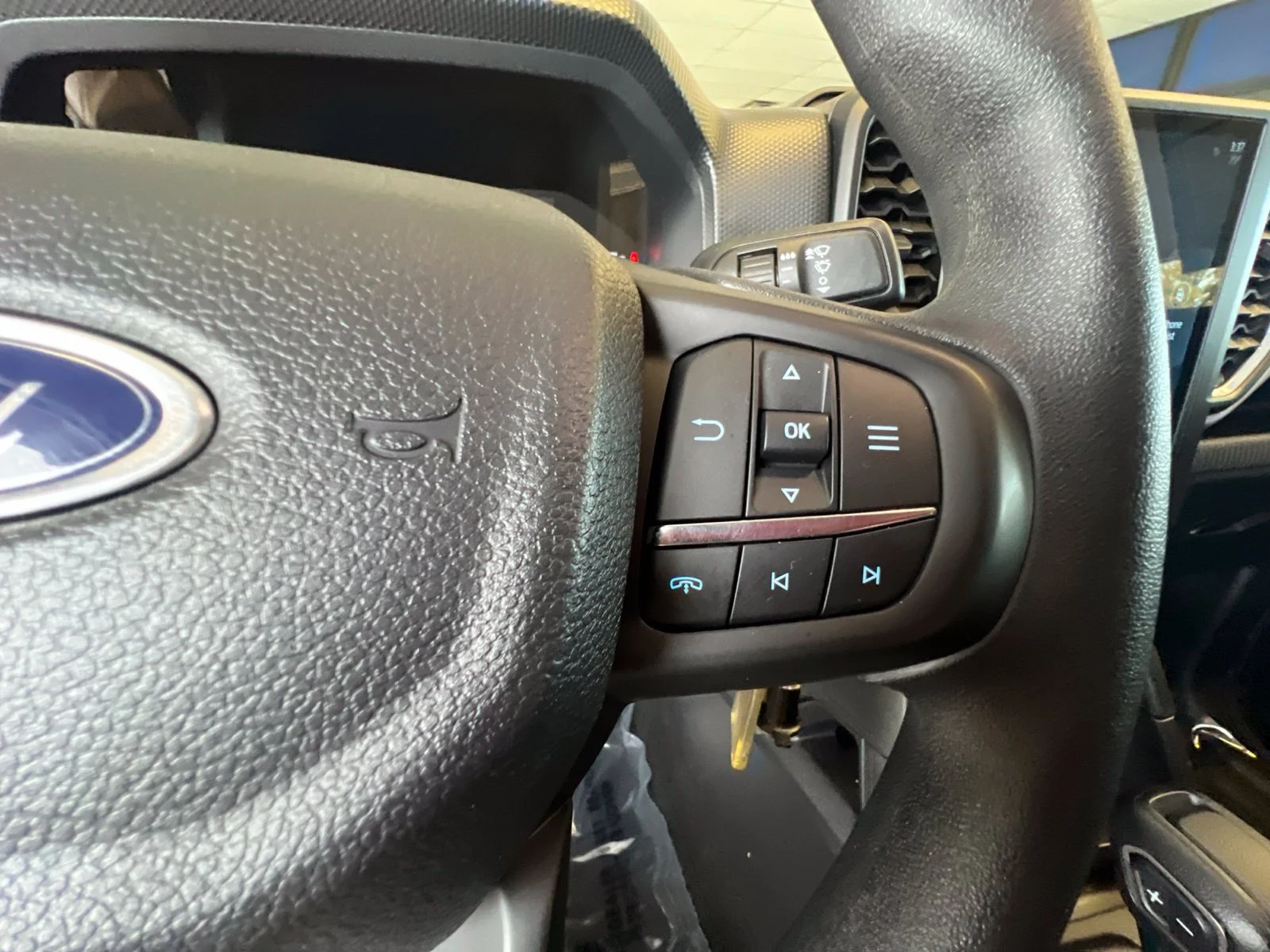 Certified Used 2026 Carbonized Gray Metallic Ford XL image 19