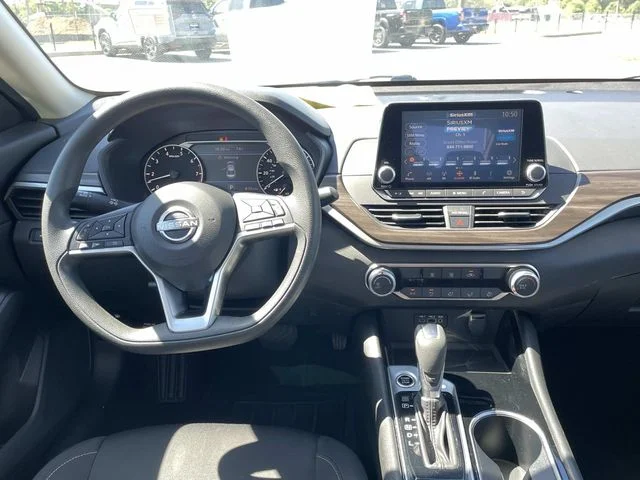 Used 2024 Gray Nissan 2.5 SV image 12