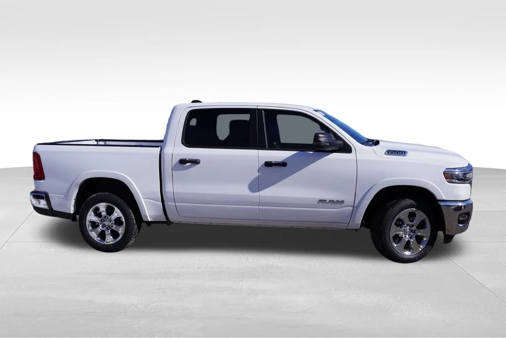 New 2026 Ram 1500 Big Horn 4D Crew Cab in #LD2632001 | Jeff