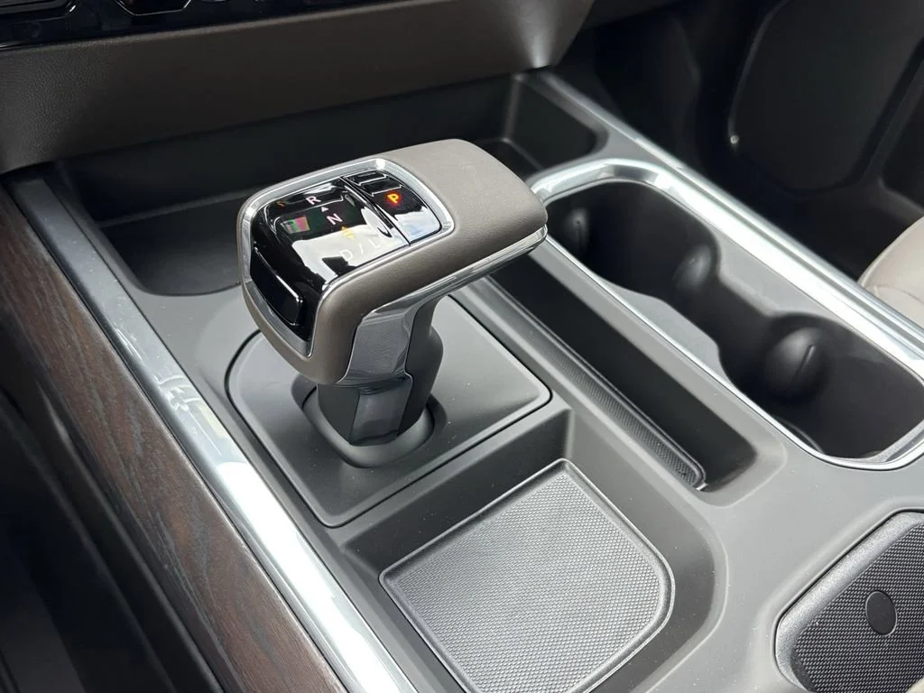 2026 GMC Sierra 1500 SLT - Photo 26