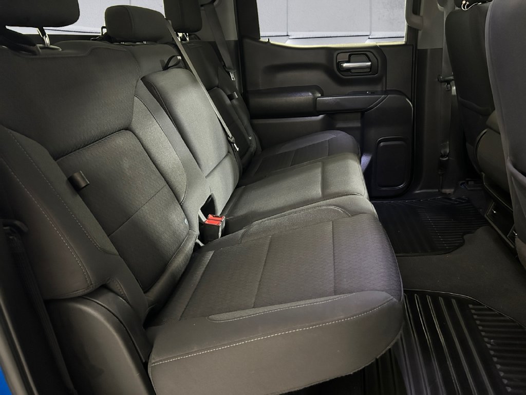 Used 2023 Blue Chevrolet Custom image 16