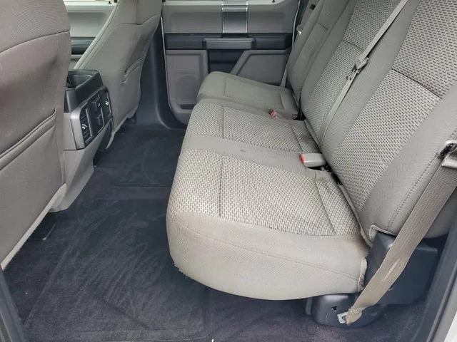 Used 2015 Ingot Silver Me Ford XL image 22