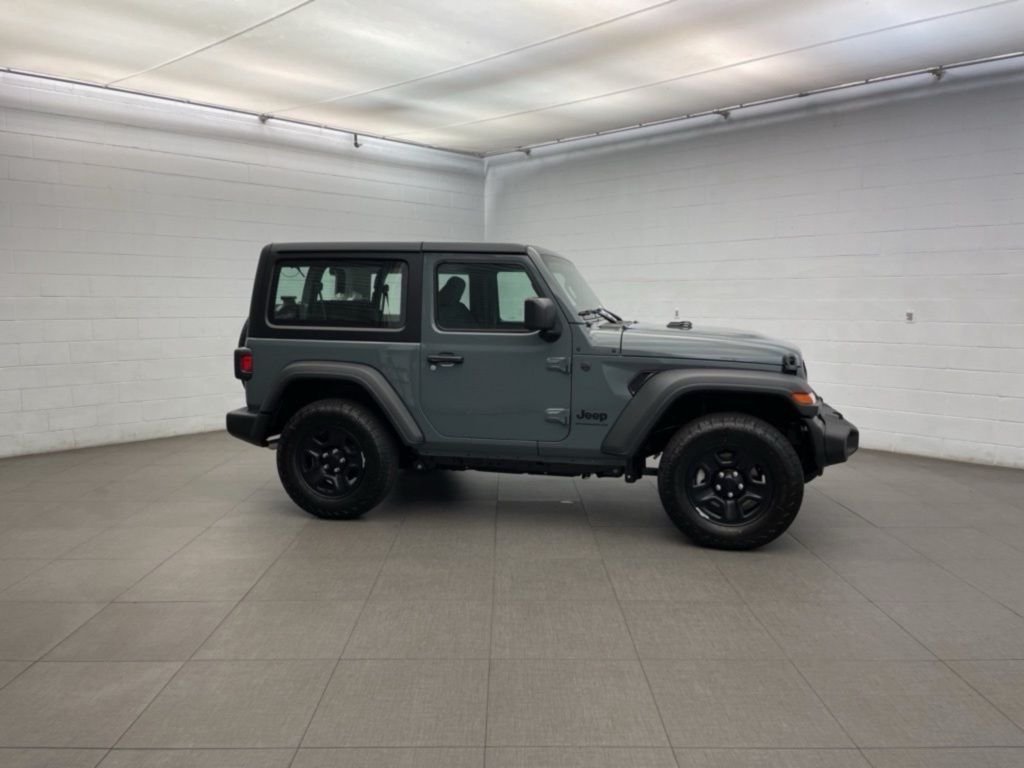 New 2026 Anvil Clear-Coat Exterior Paint Jeep Sport image 2