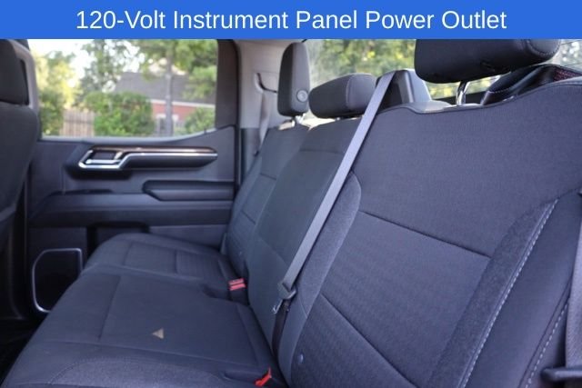 Used 2023 White Chevrolet LT image 10