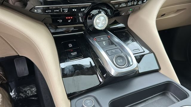New 2026 Platinum White Pearl Acura Base image 19
