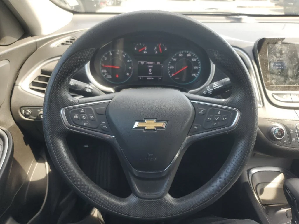 Used 2025 Gray Chevrolet LT image 19