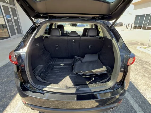 Used 2018 Jet Black Mica Mazda Grand Touring image 5