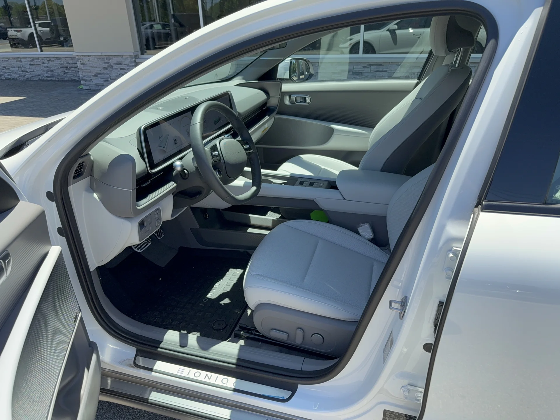New 2024 Serenity White Pearl Hyundai Limited image 4