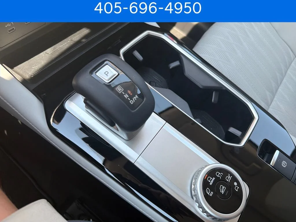 Pre-Owned 2026 Mitsubishi Outlander SEL