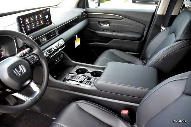 New 2026 Crystal Black Pearl Honda AWD Touring Blackout image 7