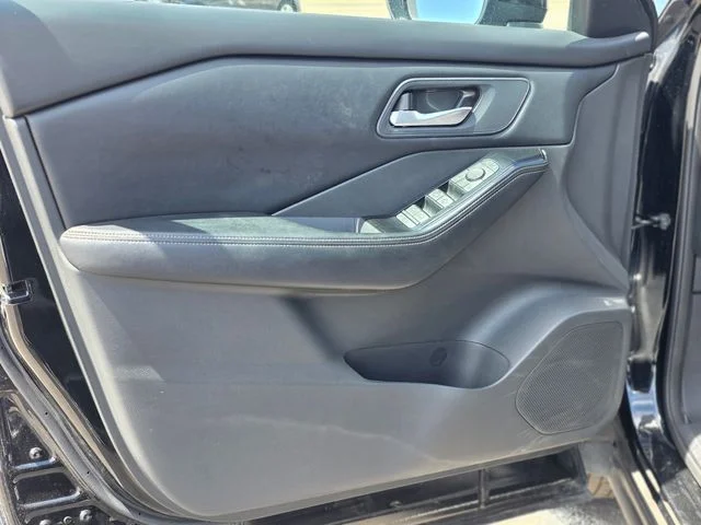 Used 2025 Black Nissan SV image 18
