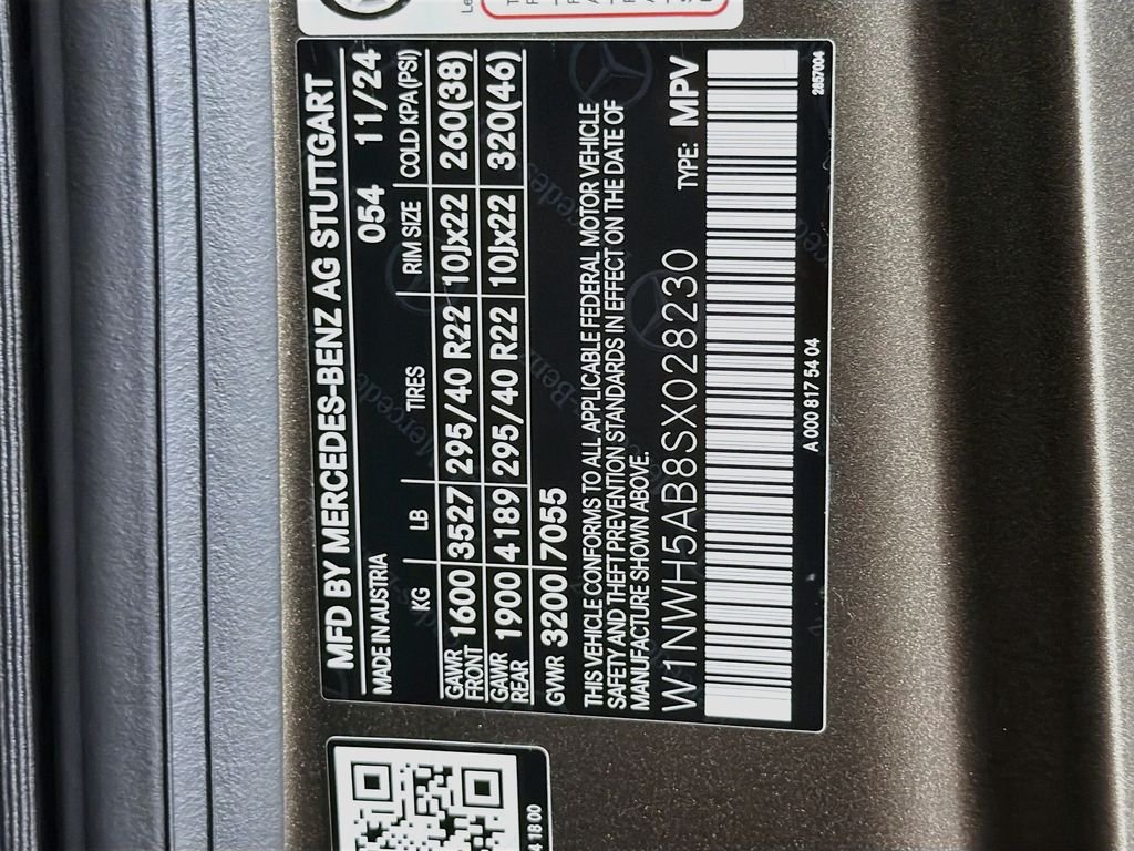 Used 2025 Gray Mercedes-Benz G 63 AMG® image 35