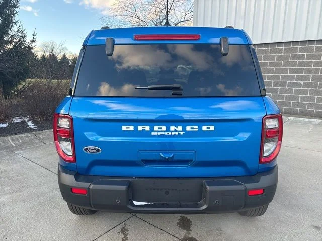 New 2025 Velocity Blue Metallic Ford Big Bend® image 7