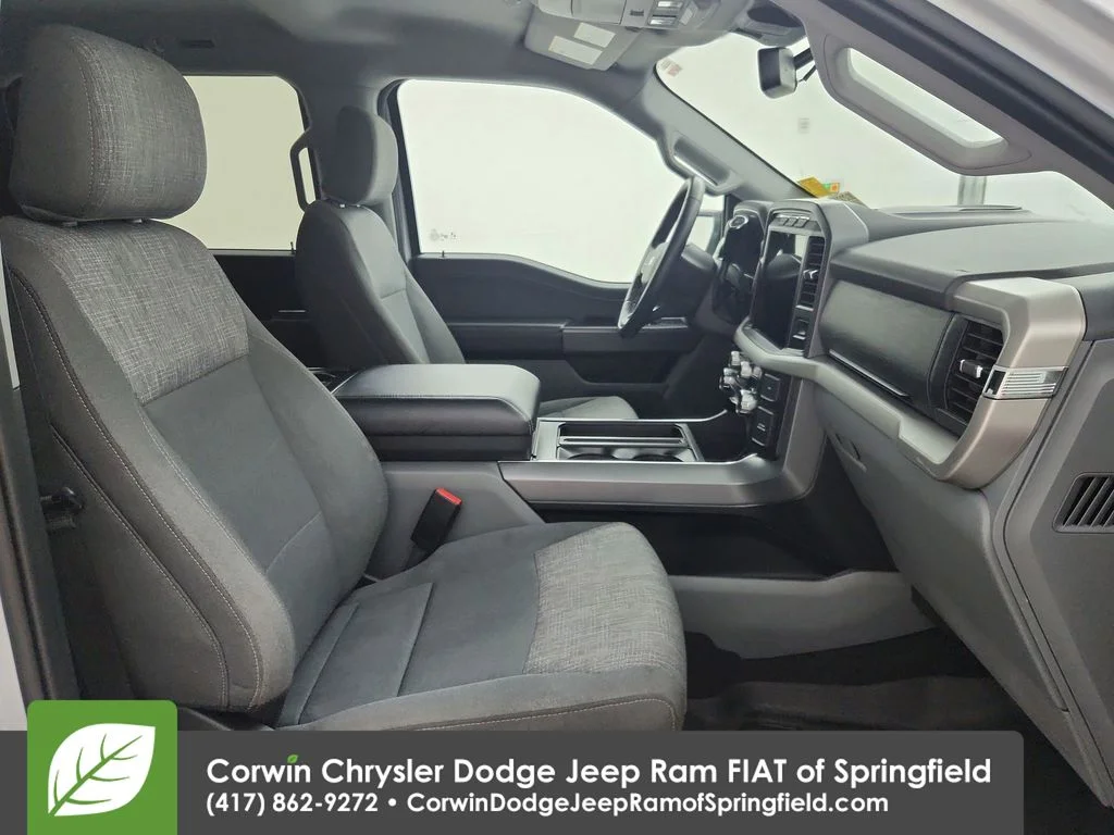 Used 2022 White Ford XLT image 33