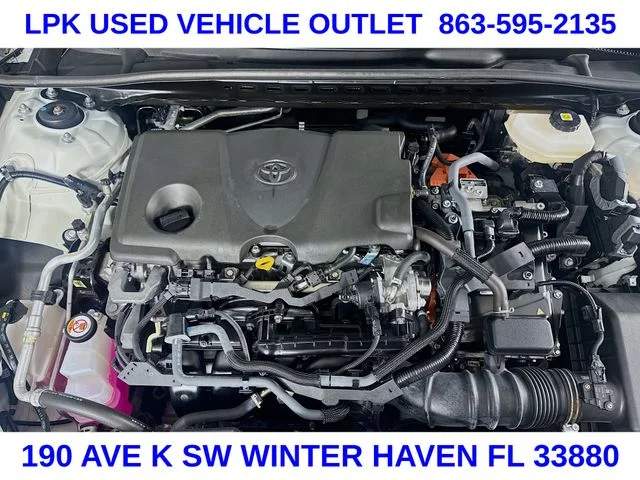 Used 2025 White Toyota SE image 28