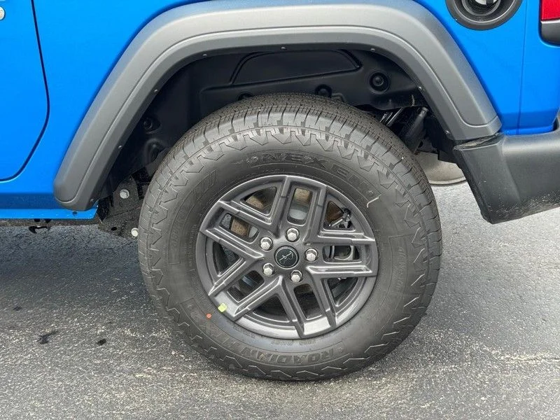 New 2026 Hydro Blue Pearl-Coat Exterior Paint Jeep Sport image 4
