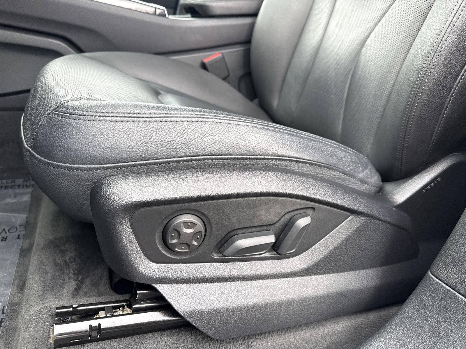 Used 2018 Florett Silver Metallic Audi Prestige image 20