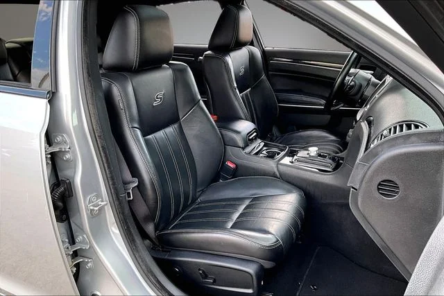 Used 2022 Silver Chrysler S image 28