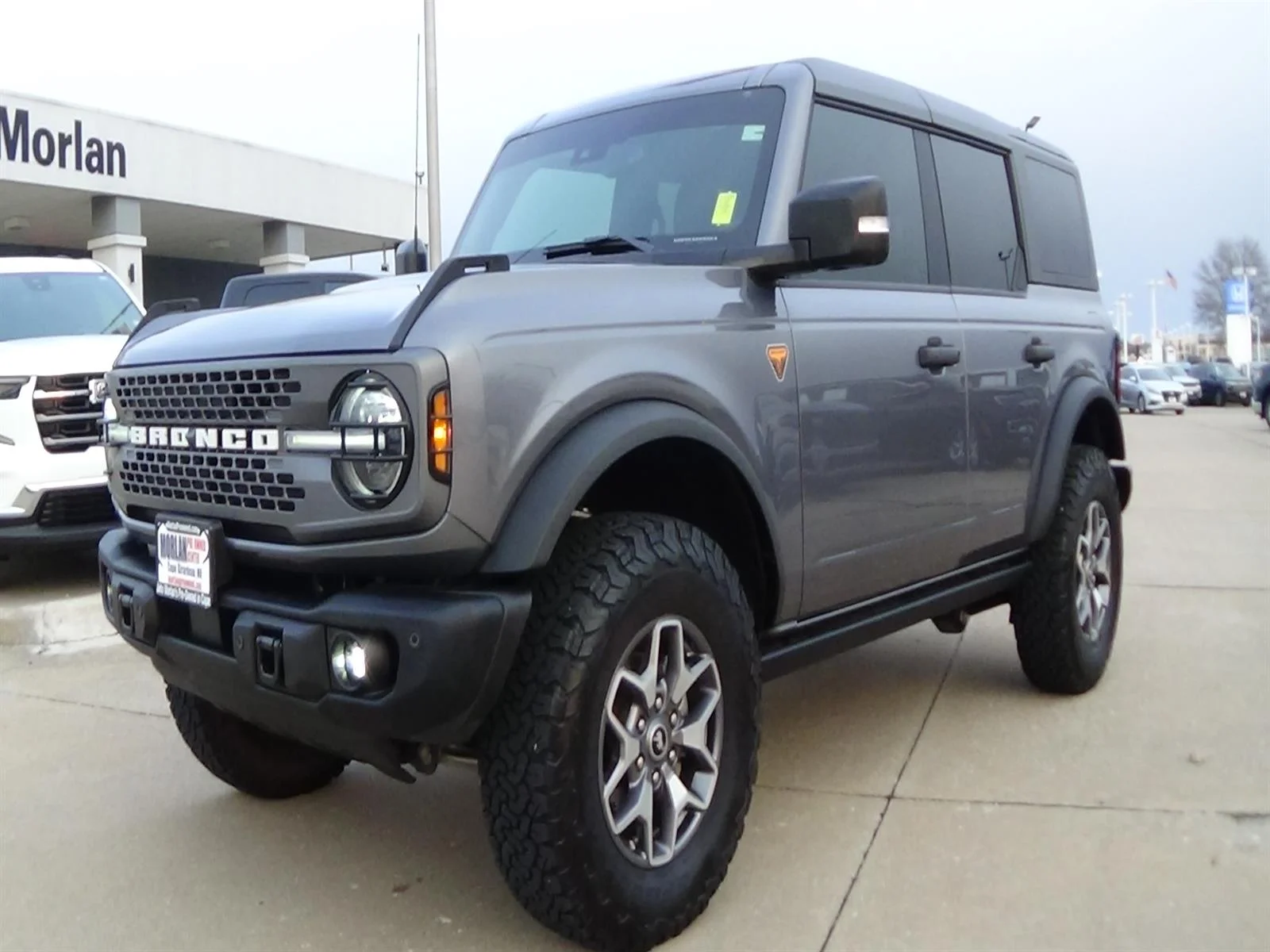 Used 2023 Carbonized Gray (m7) Ford Badlands Advanced image 2
