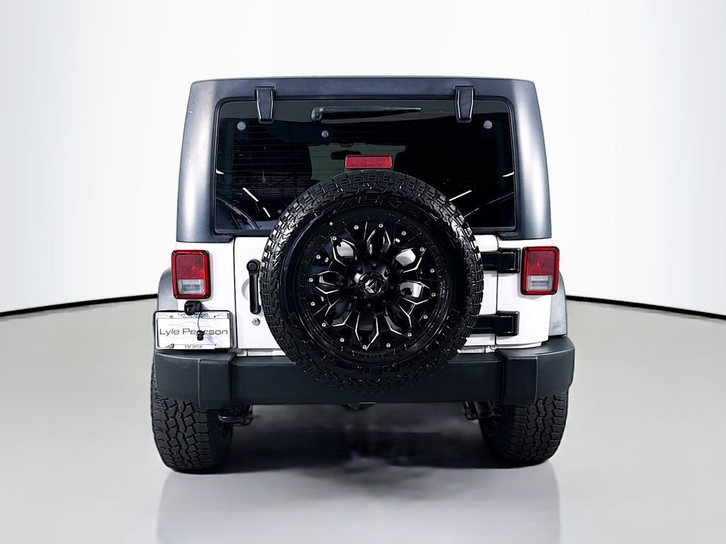 Used 2015 White Jeep Unlimited Sport image 10