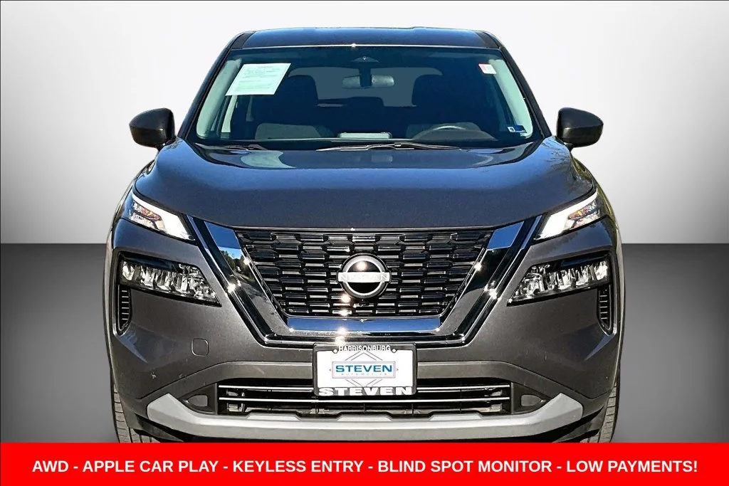 Used 2023 Gray Nissan S image 2