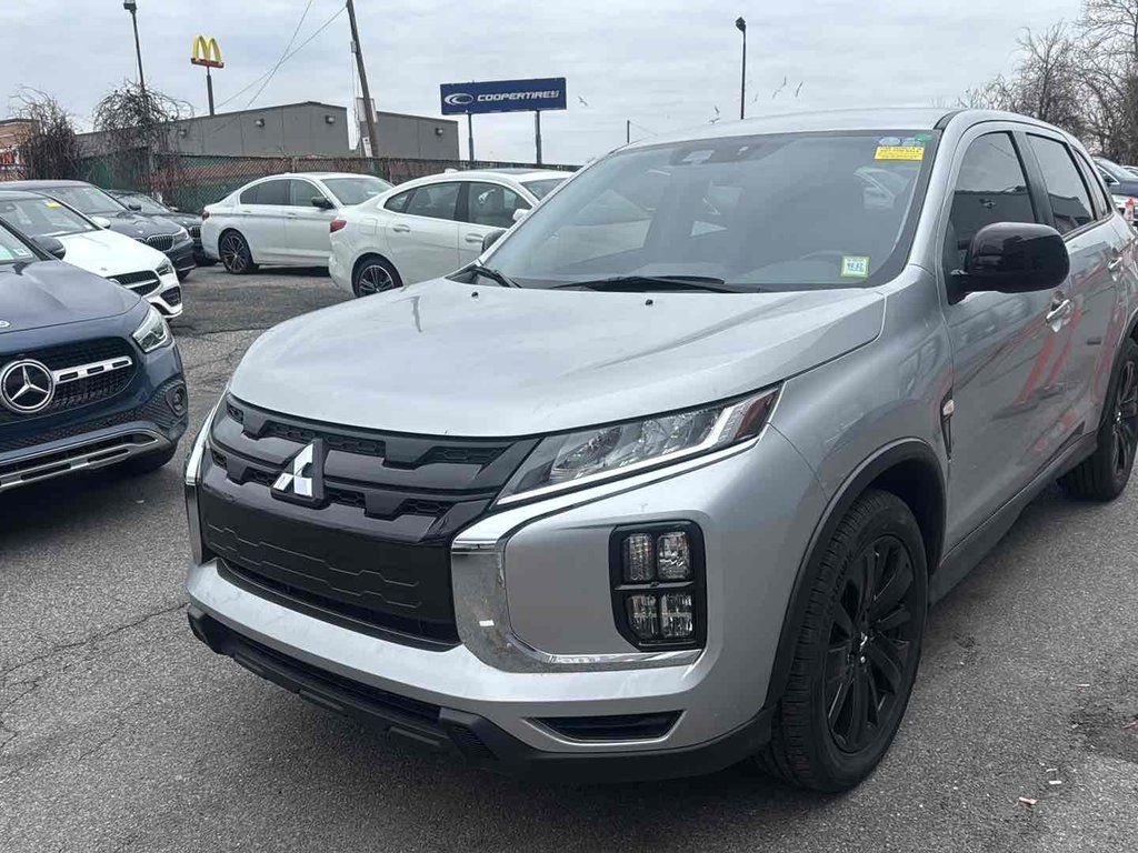 Used 2024 Gray Mitsubishi 2.0 LE image 1