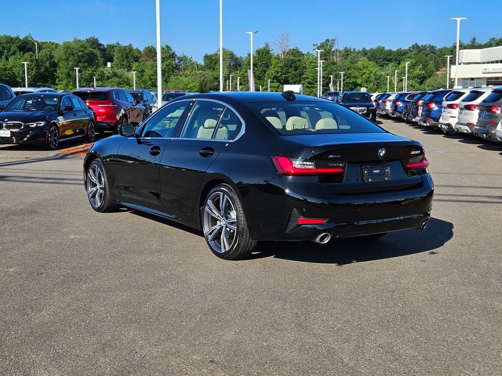 Used 2021 Jet Black BMW 330i xDrive image 5