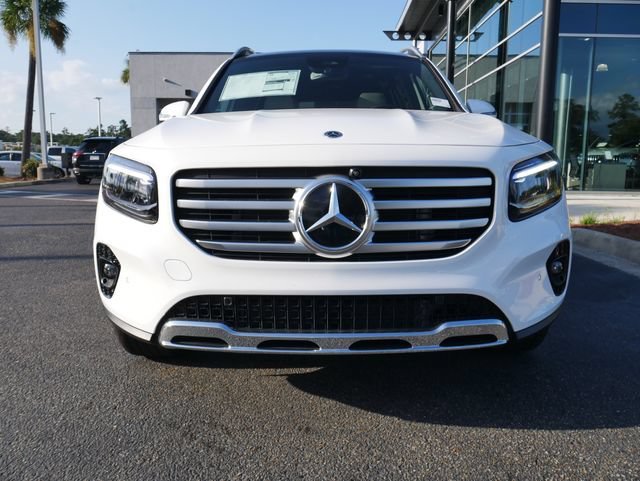 New 2026 Polar White Mercedes-Benz GLB 250 image 25