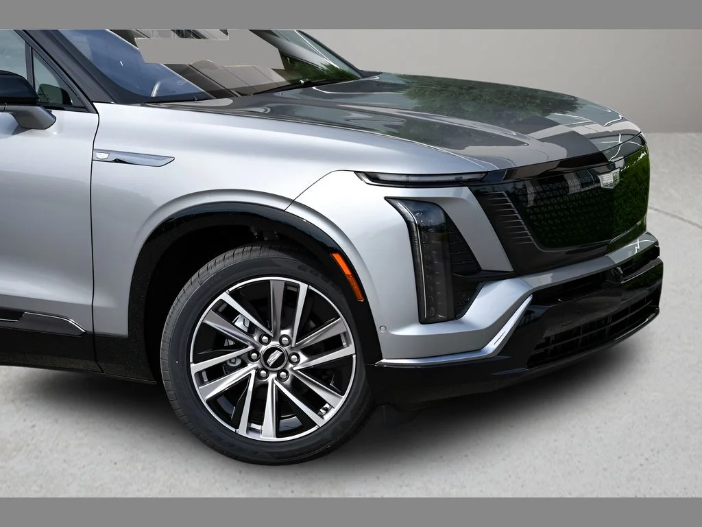 2027 Cadillac VISTIQ Sport - Photo 10