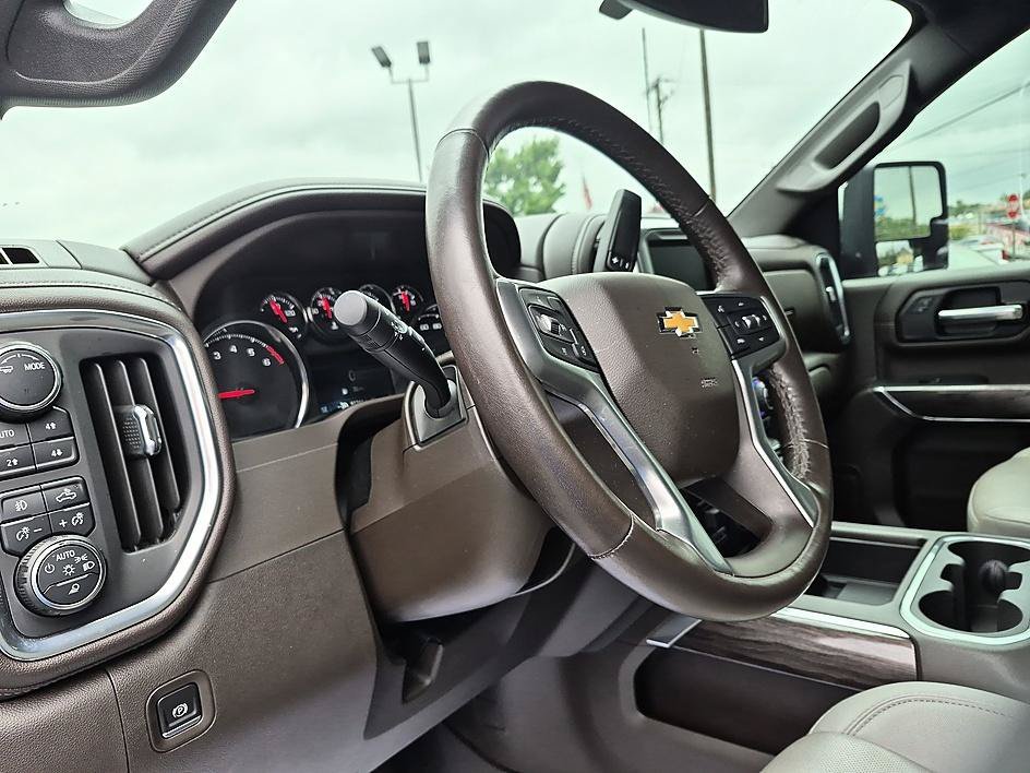 Used 2022 Black Chevrolet LTZ image 16