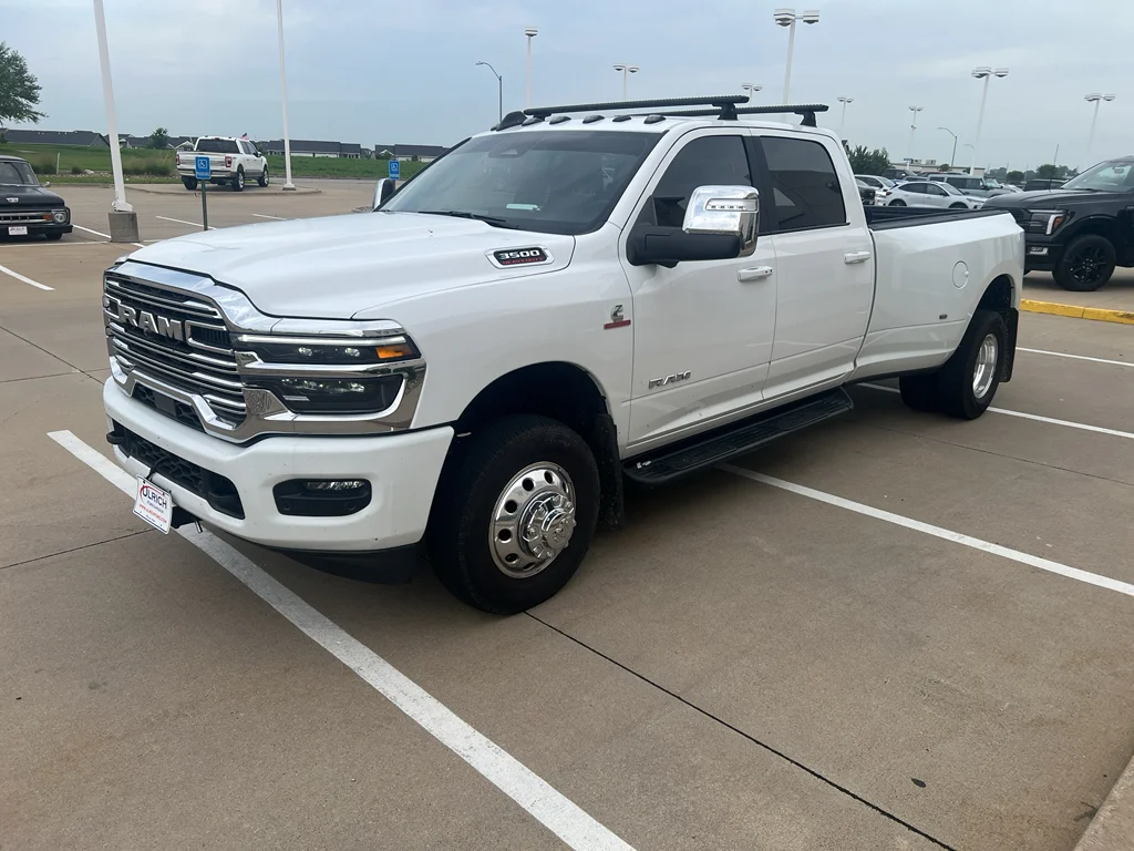 Used 2025 Bright White Clearcoat Ram Laramie image 4